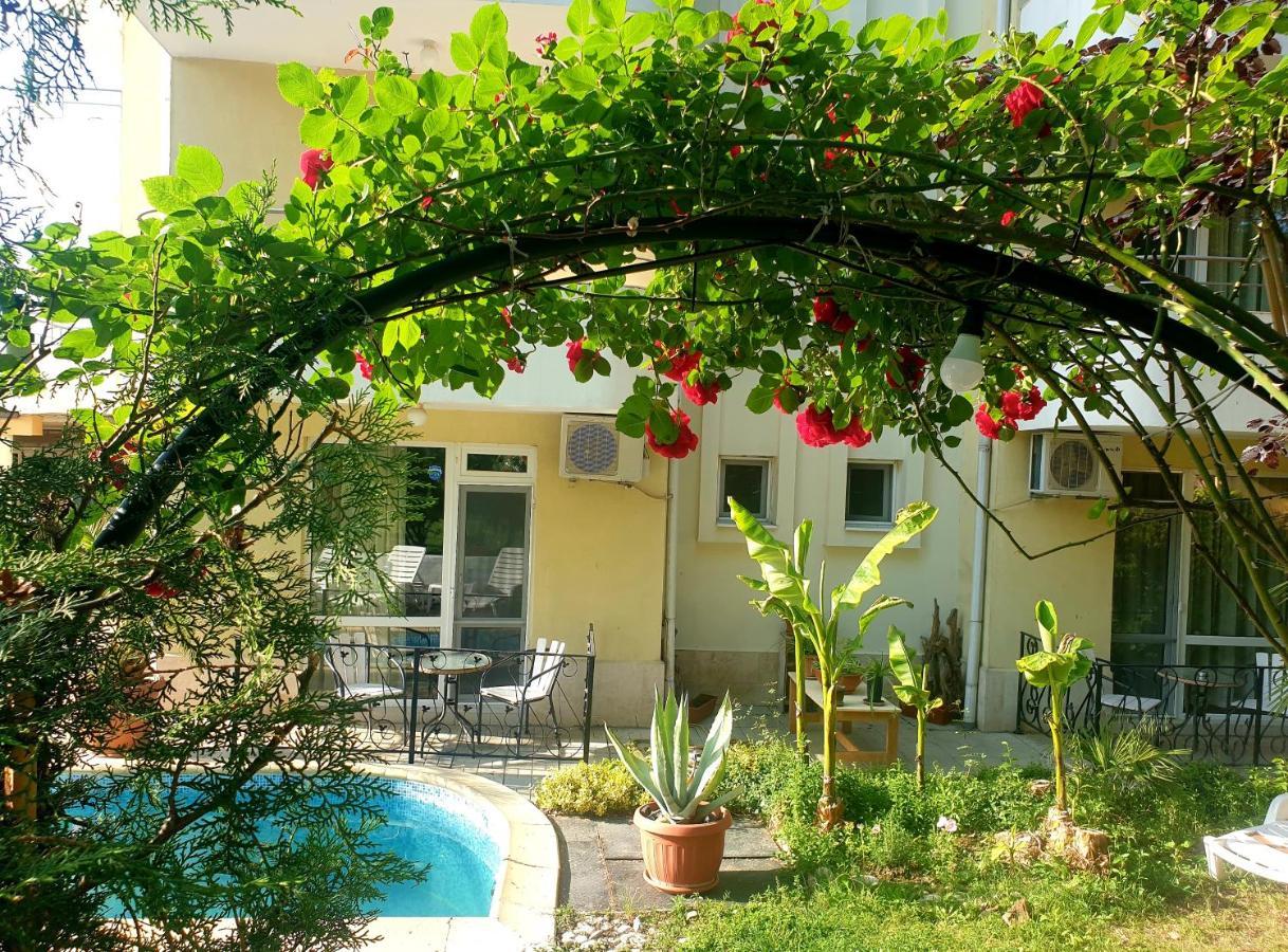 Hotel Feniks Lozenets Exterior foto