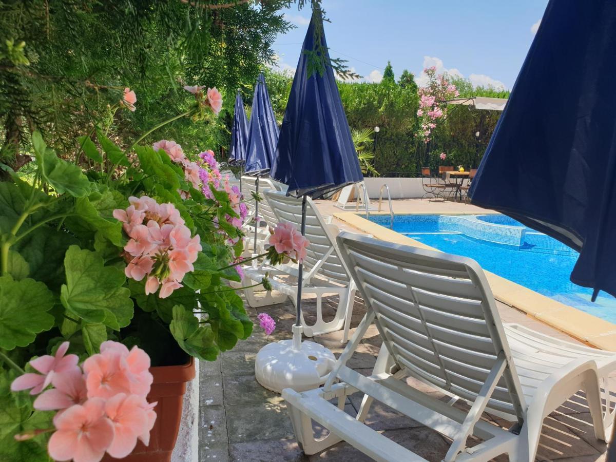 Hotel Feniks Lozenets Exterior foto