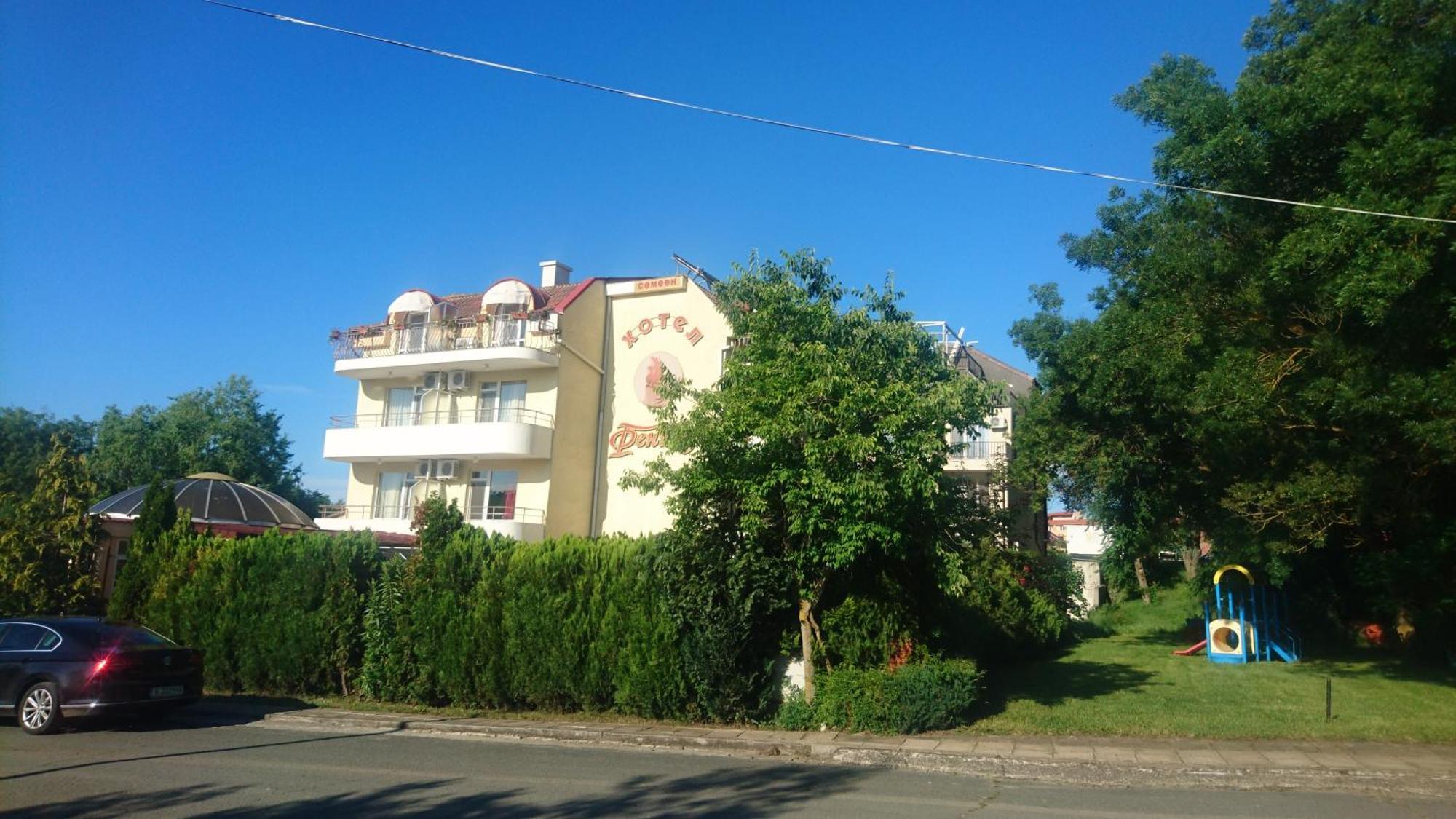 Hotel Feniks Lozenets Exterior foto