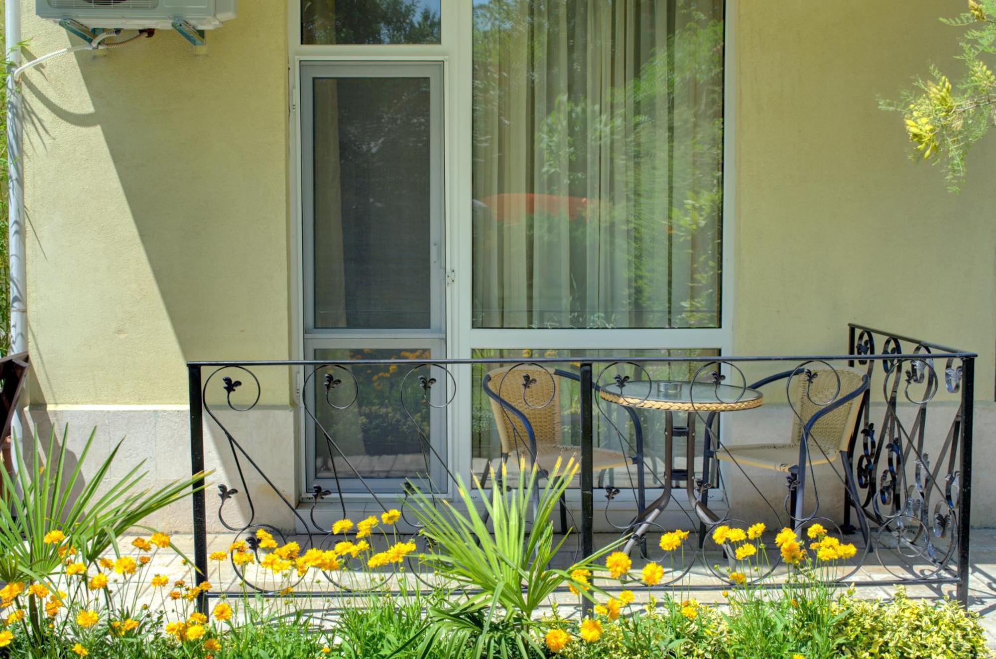 Hotel Feniks Lozenets Exterior foto